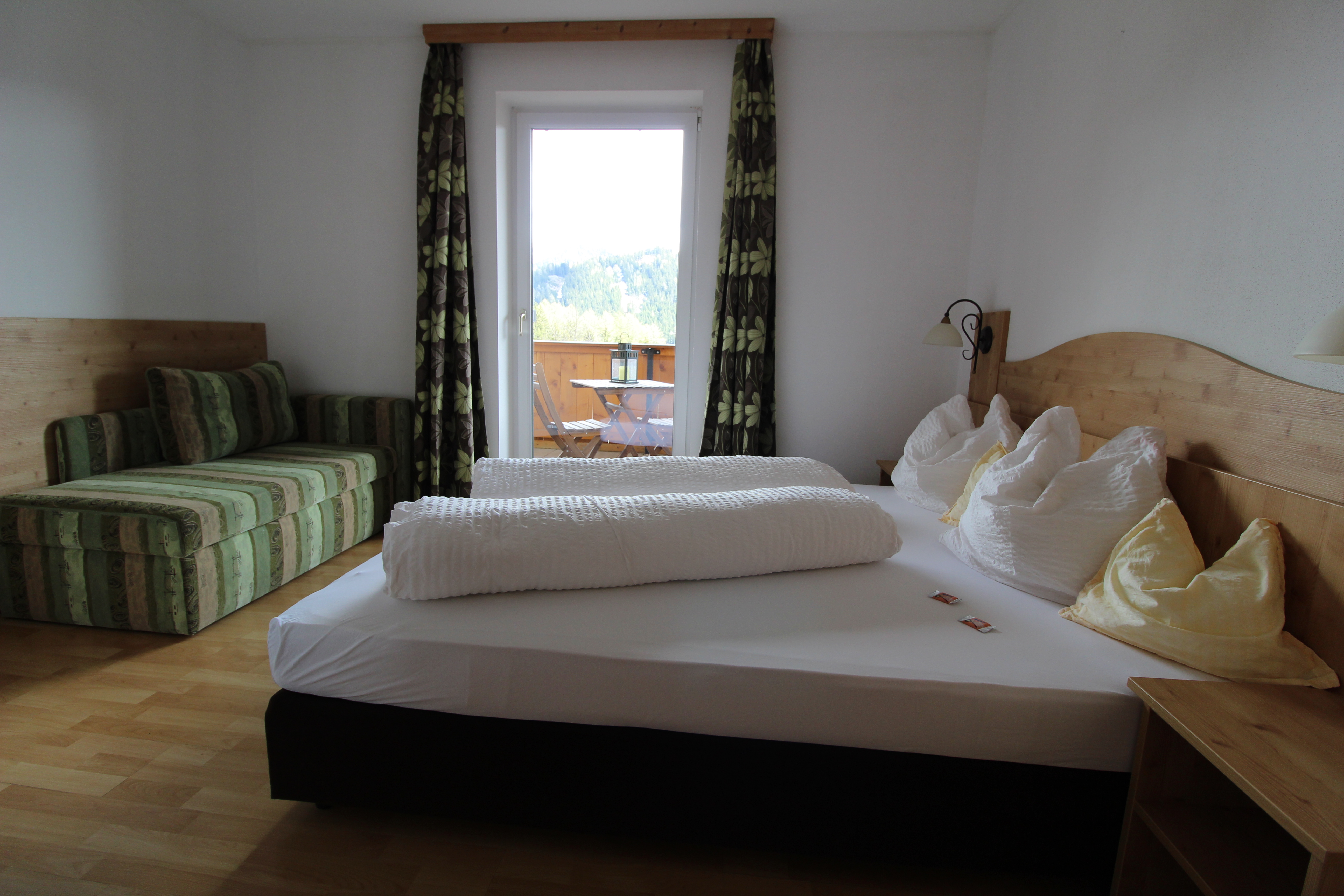 Schlafzimmer 1 Top 1